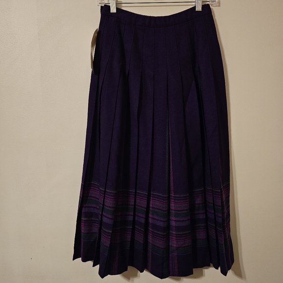 Pendleton Dresses & Skirts - Pendleton Plaid Pleated Skirt - Size 6 - NWT